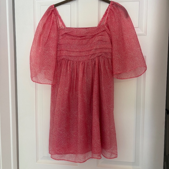 Abercrombie Pink Flutter Sleeve Dress - Picture 1 of 5